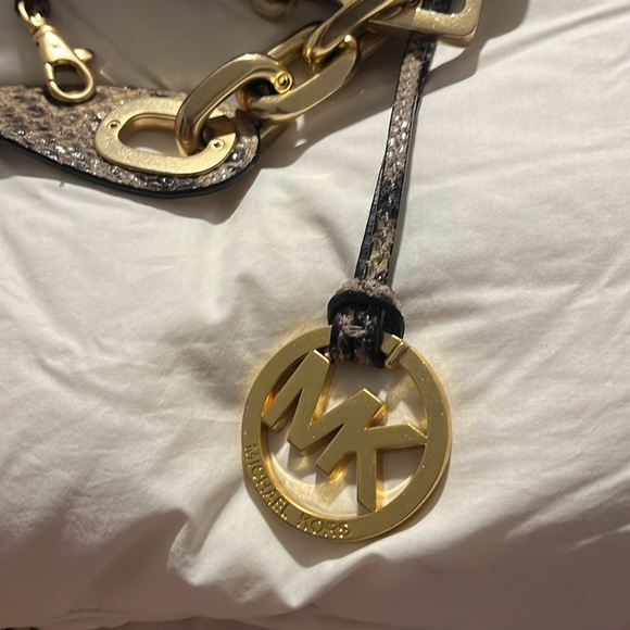 Purse - Picture 7 of 8